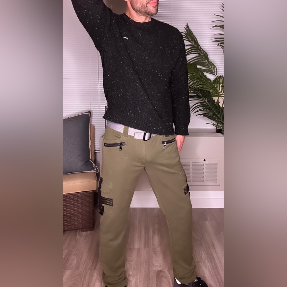 Andrew Christian | Army Cargo Pants in Olive (Medium) - Picture 11 of 15